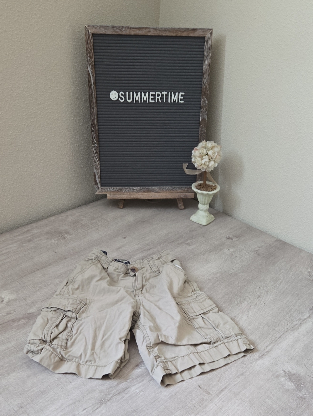 Khaki Cargo Shorts - Neutral Beige